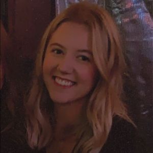 Meet your Posher, Danielle